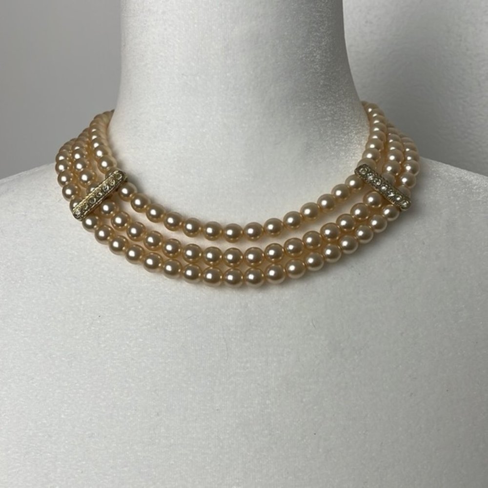 LUXURIOUS Elegance Champagne Coloured Trio Stand Pearls with Crystals